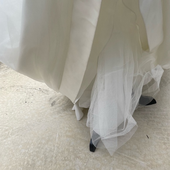 Bridal Originals Cream Wide Edging Sleeveless Beaded Wedding Dress - Picture 10 of 13